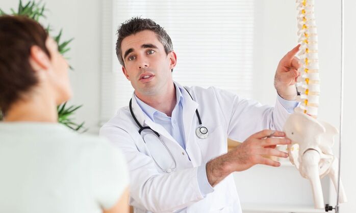 Dacă aveți simptome de osteocondroză, ar trebui să consultați un medic pentru a vă prescrie o examinare hardware a coloanei vertebrale.